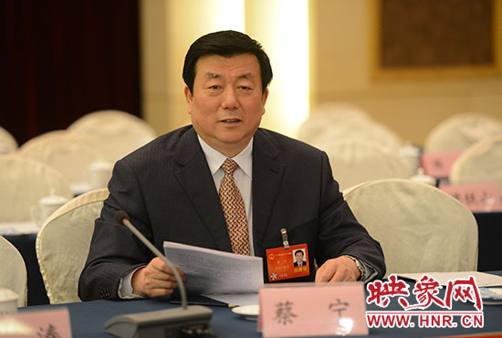 全國(guó)人大代表、河南省人民檢察院檢察長(zhǎng)蔡寧