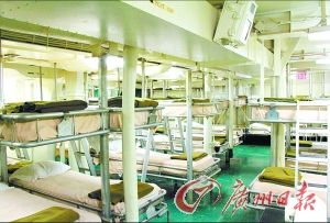 航母上的水兵宿舍。（資料圖片）