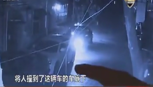 的哥?？亢笙萝?chē) 數(shù)秒后空車(chē)前進(jìn)撞人身亡
