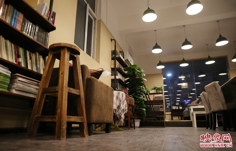 書店內(nèi)的裝飾。